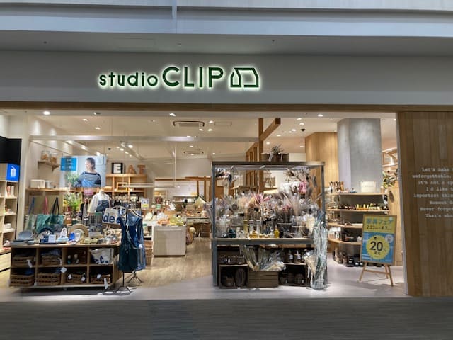  studio CLIPの外観