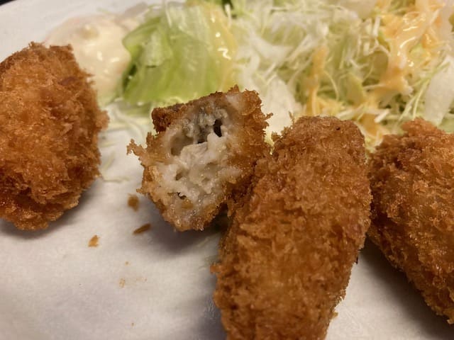 カキフライ定食のアップ