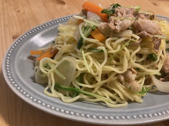 完成したさっぱり塩焼きそば
