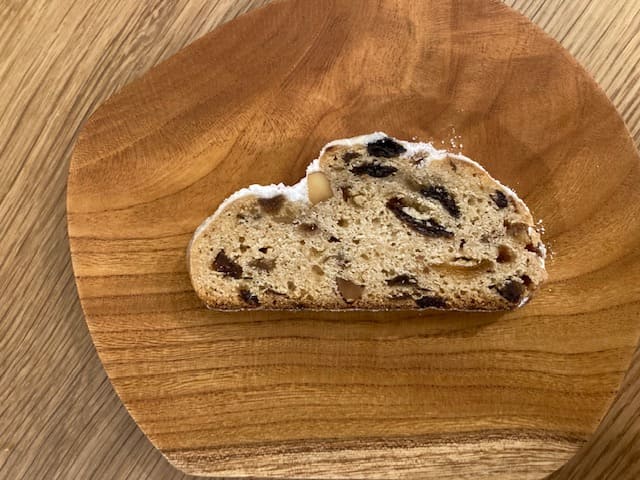 スライスしたシュトーレン