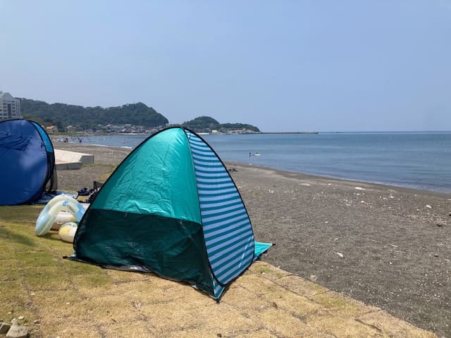 ワンタッチテントと海
